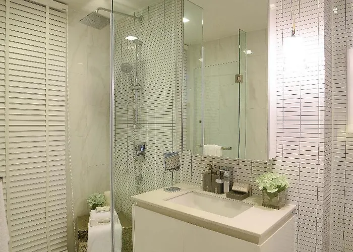 Ariva Sukhumvit 11 (adults Only) 公寓式飯店 3*